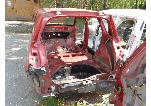 кузов,ланжерон,поріг,криша,стійка,крило задне,боковина Renault Scenic II,1.5dci